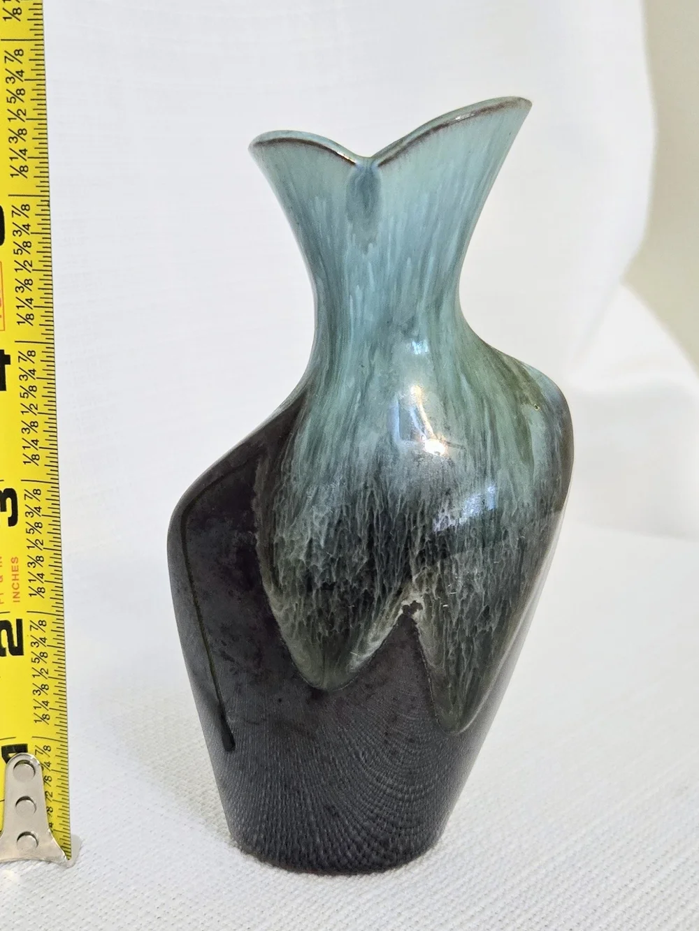 Vtg Arrow Pottery Vase Drip Glaze Irregular Open Tulip 6